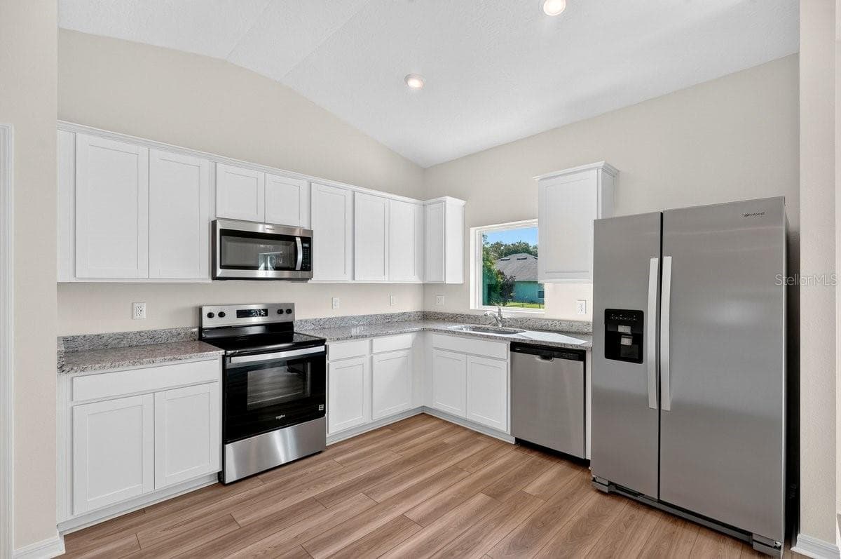 1669 MONTAGUE STREET — photo 10 of 31