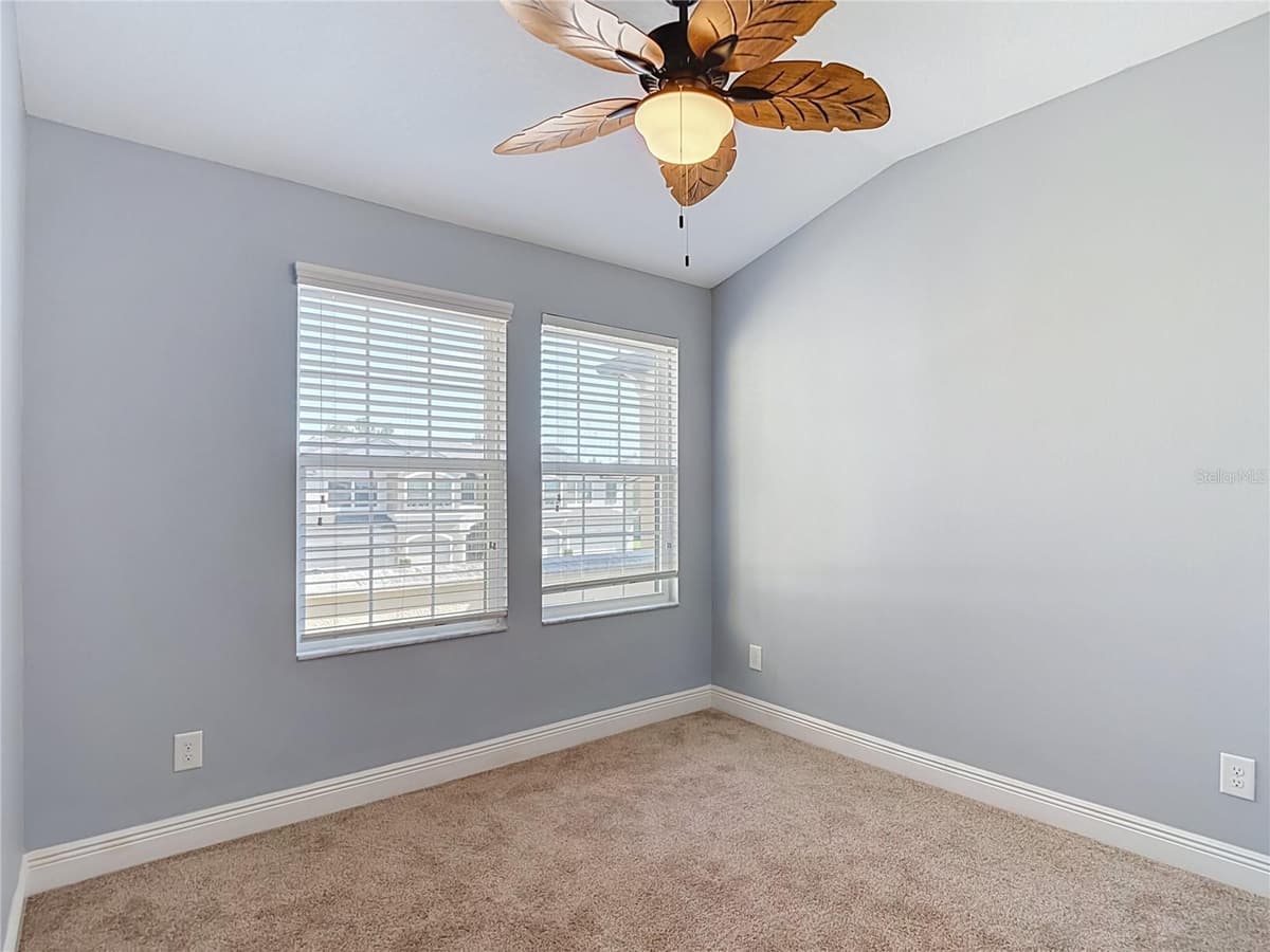 30305 SOUTHWELL LANE — photo 32 of 48