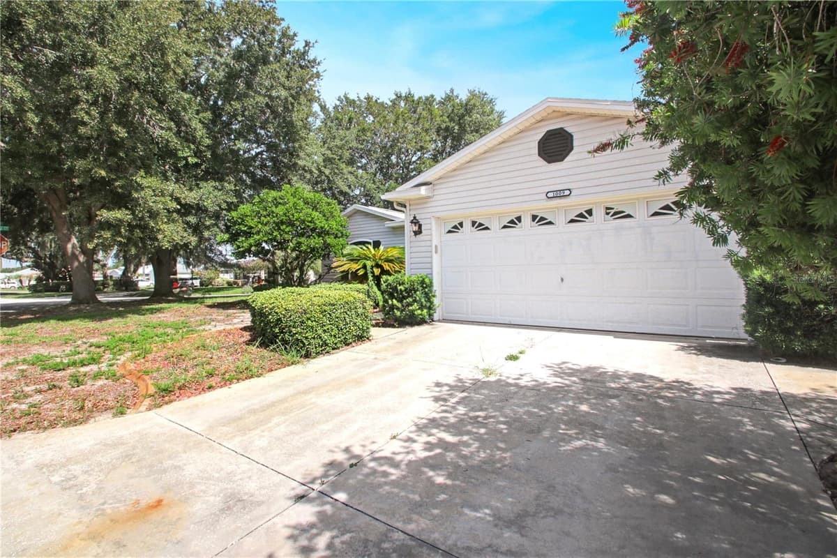 1009 FOREST BREEZE PATH — photo 11 of 41