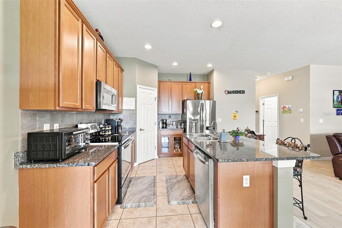 803 PARKER DEN DRIVE — photo 12 of 38