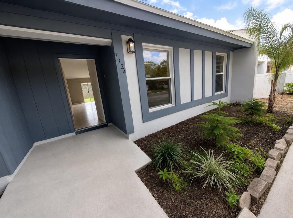7924 GUARDSMEN STREET — photo 3 of 13