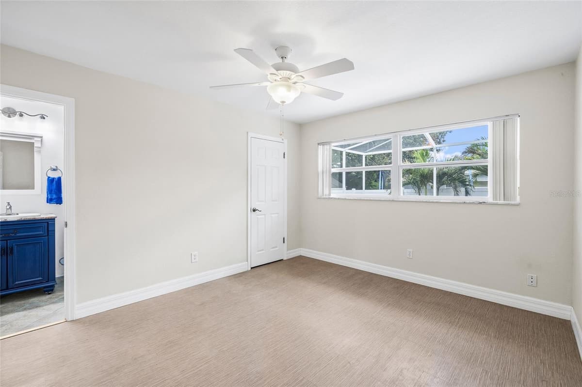 1394 BELLEVUE BOULEVARD — photo 17 of 53
