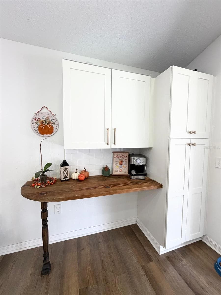 409 TALQUIN COURT — photo 11 of 23