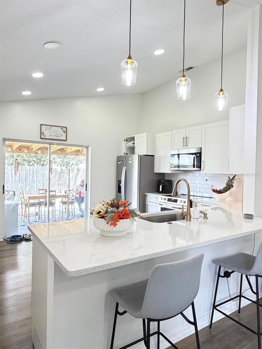 409 TALQUIN COURT — photo 5 of 23