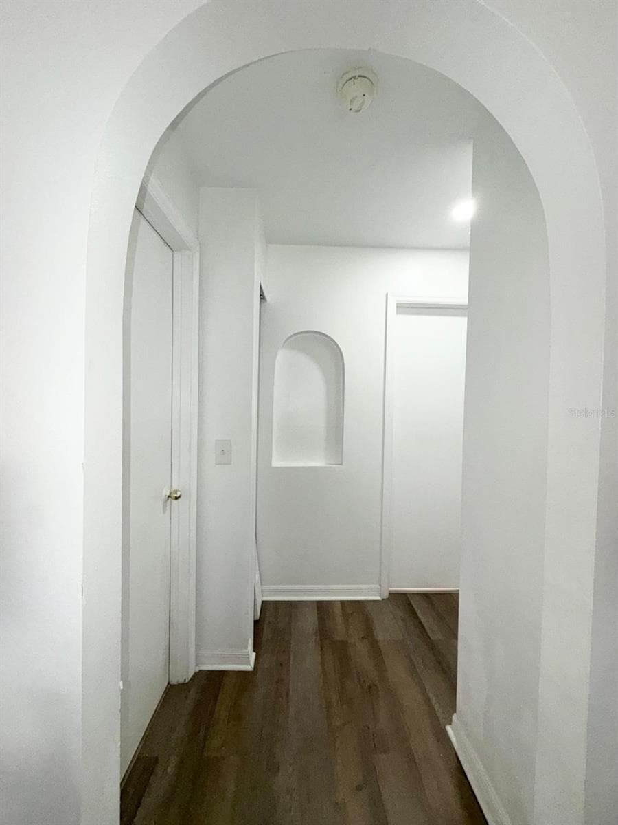 409 TALQUIN COURT — photo 2 of 23