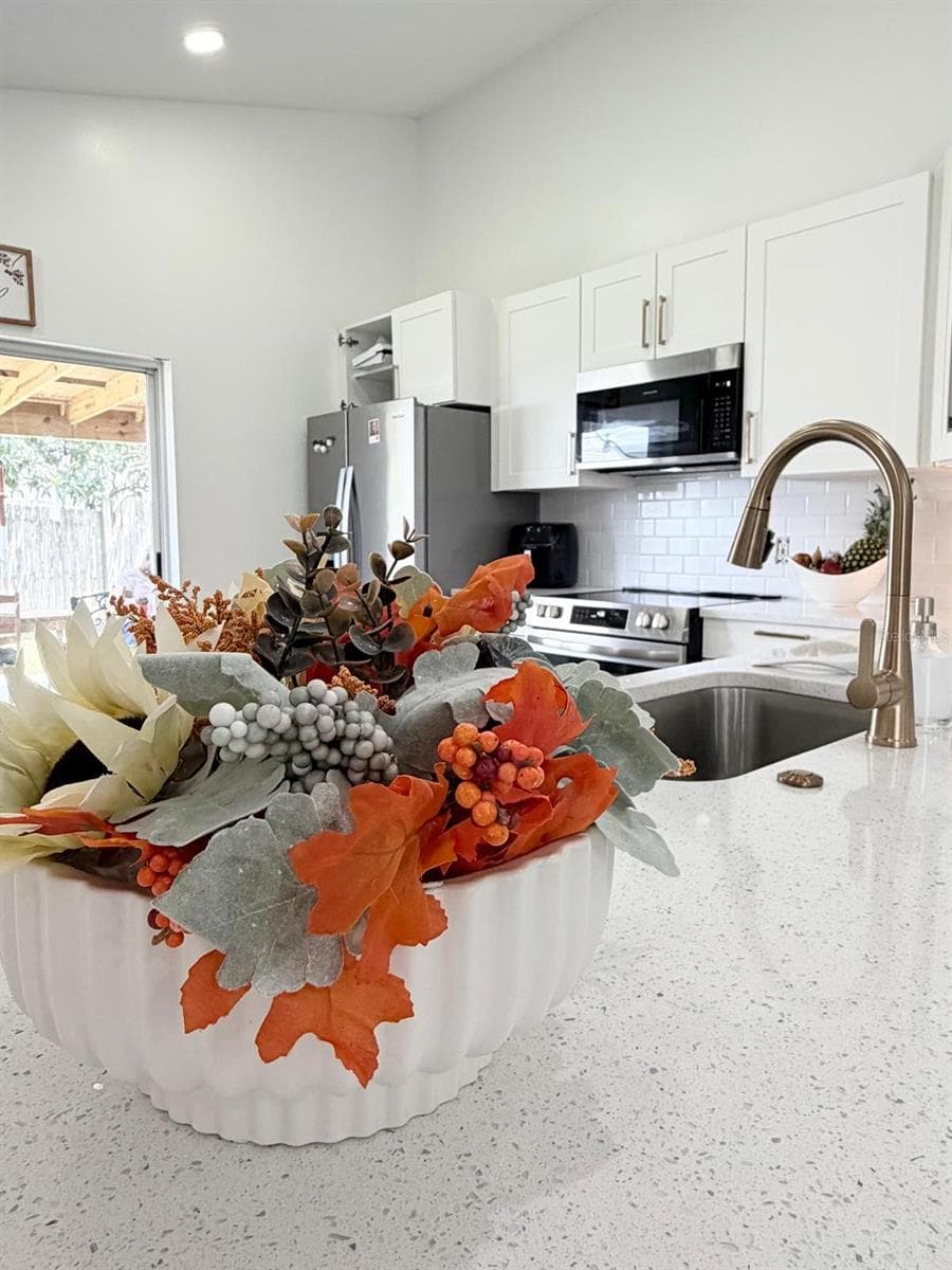 409 TALQUIN COURT — photo 8 of 23