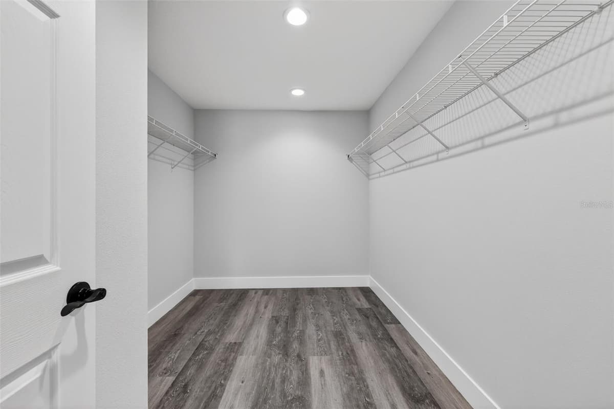 2107 IVY PLACE — photo 26 of 37