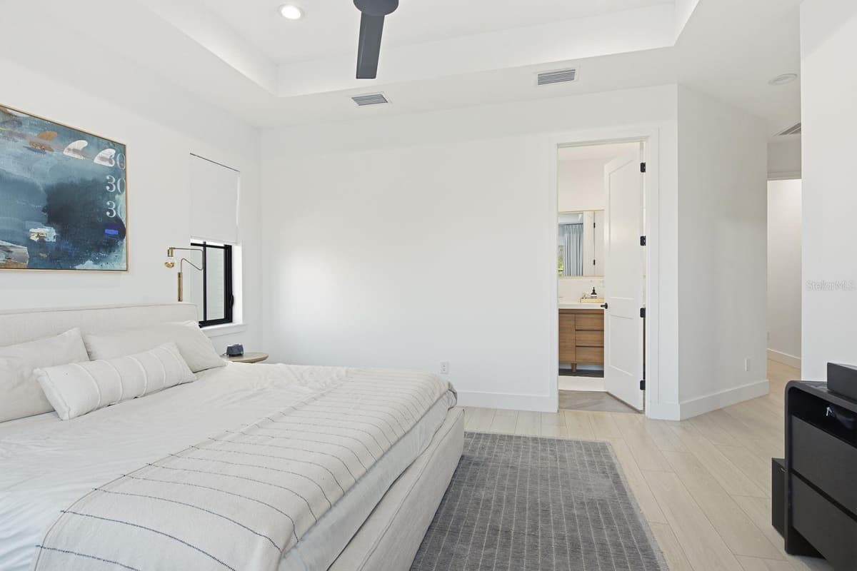 501 WARREN AVENUE — photo 31 of 58