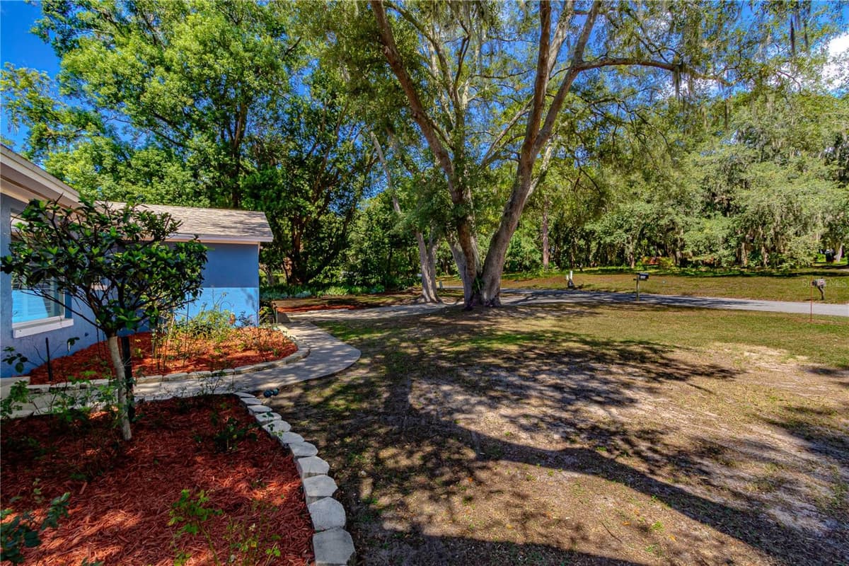 6526 LYNN ROAD — photo 48 of 70