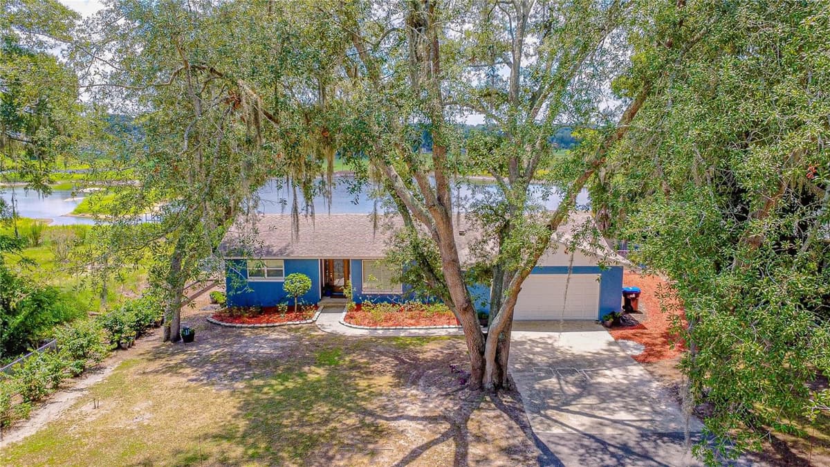 6526 LYNN ROAD — photo 4 of 70