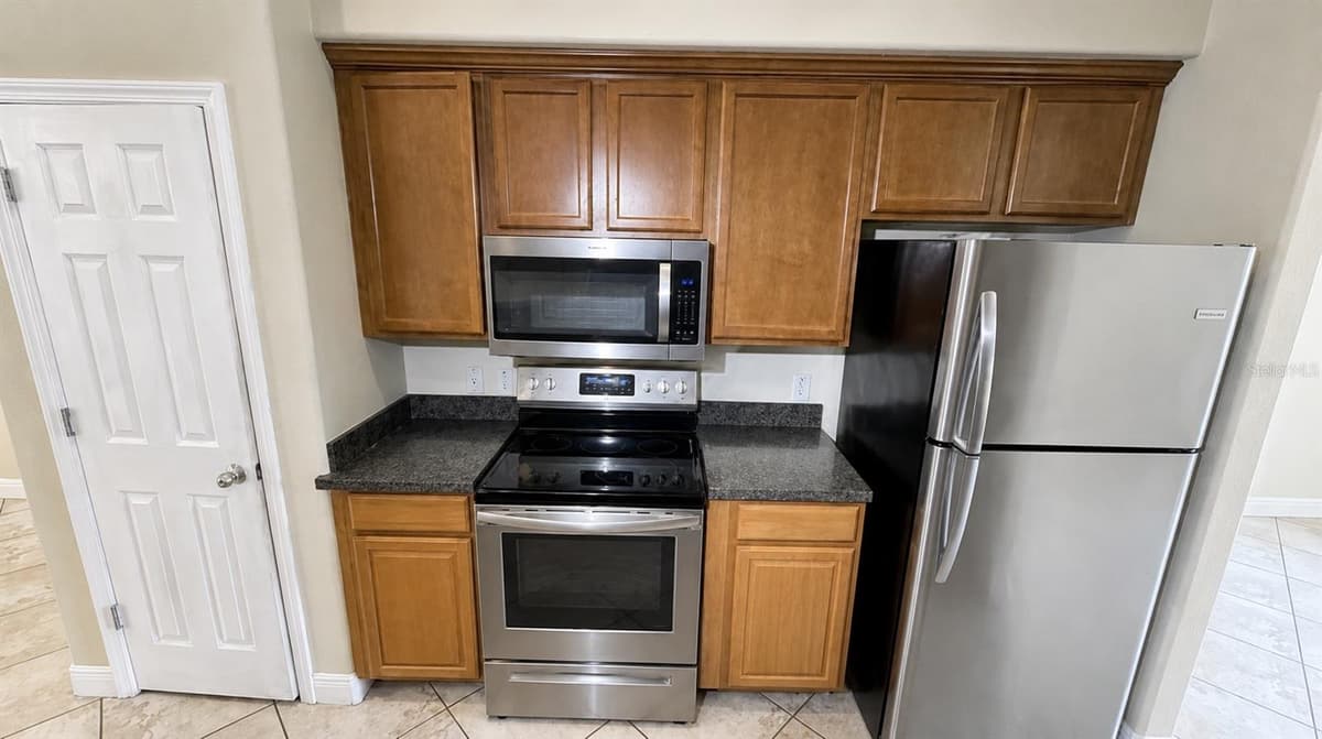515 BAR DRIVE — photo 3 of 20