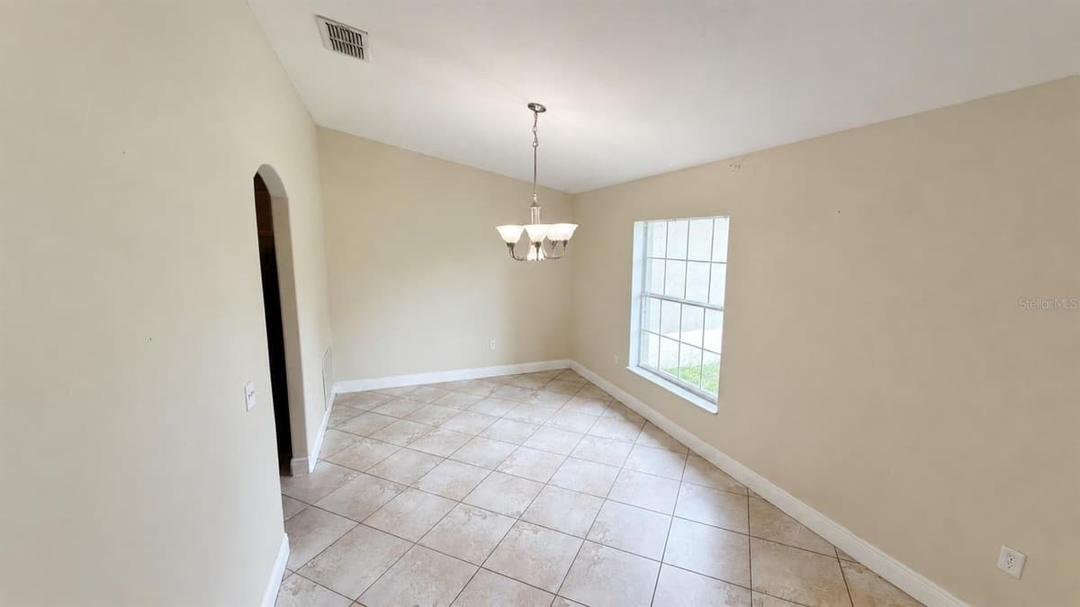 515 BAR DRIVE — photo 5 of 20