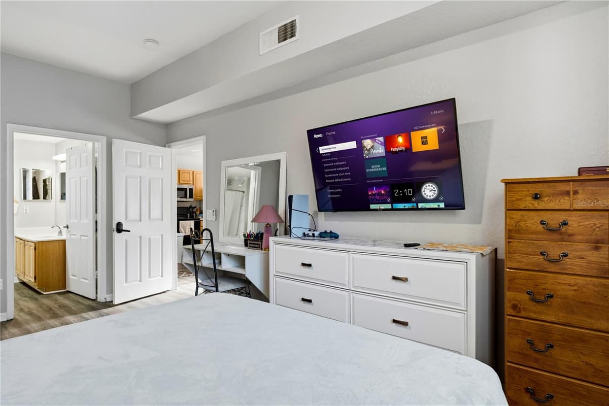 4006 SAN GALLO DRIVE — photo 11 of 31