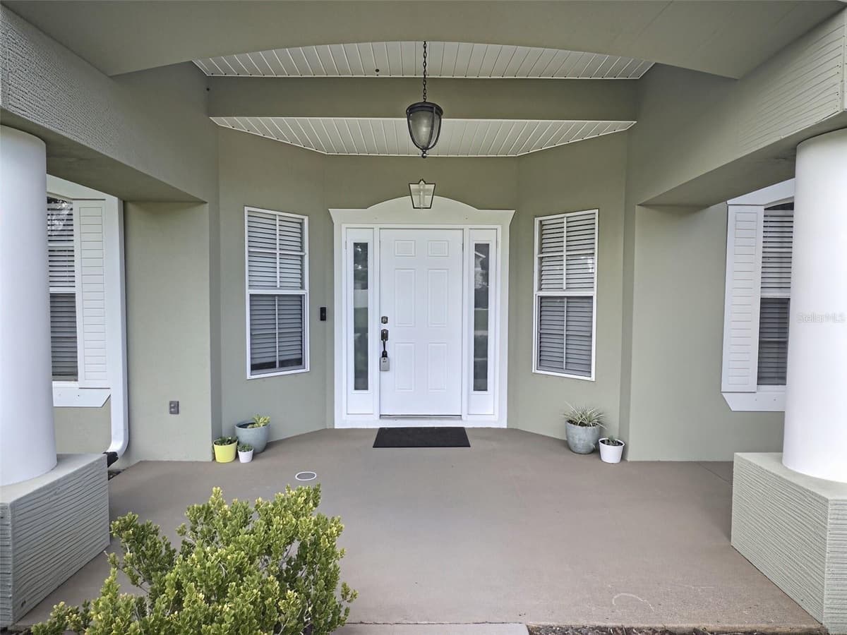 55 BROOKLYN LANE — photo 3 of 54