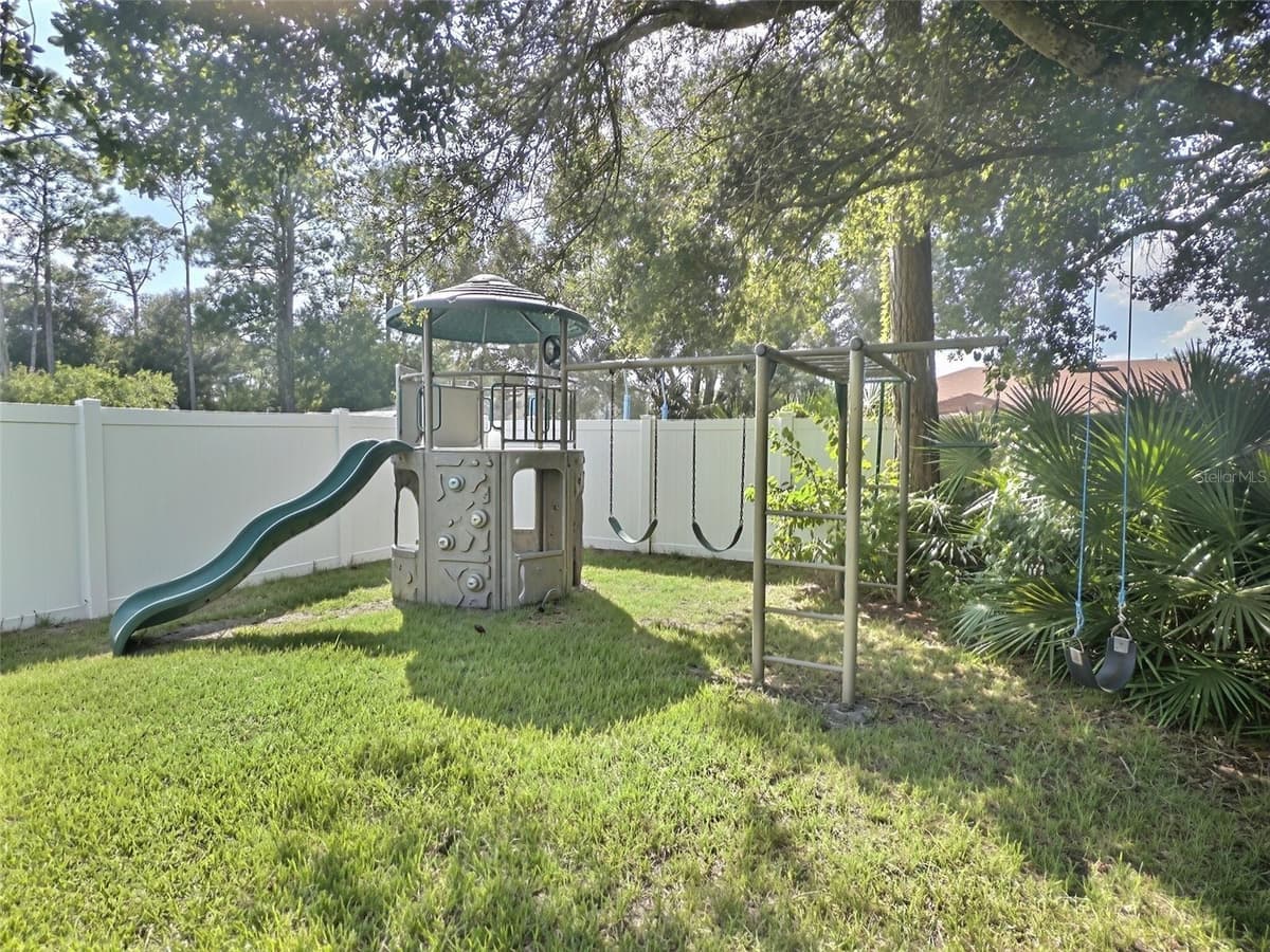 55 BROOKLYN LANE — photo 45 of 54