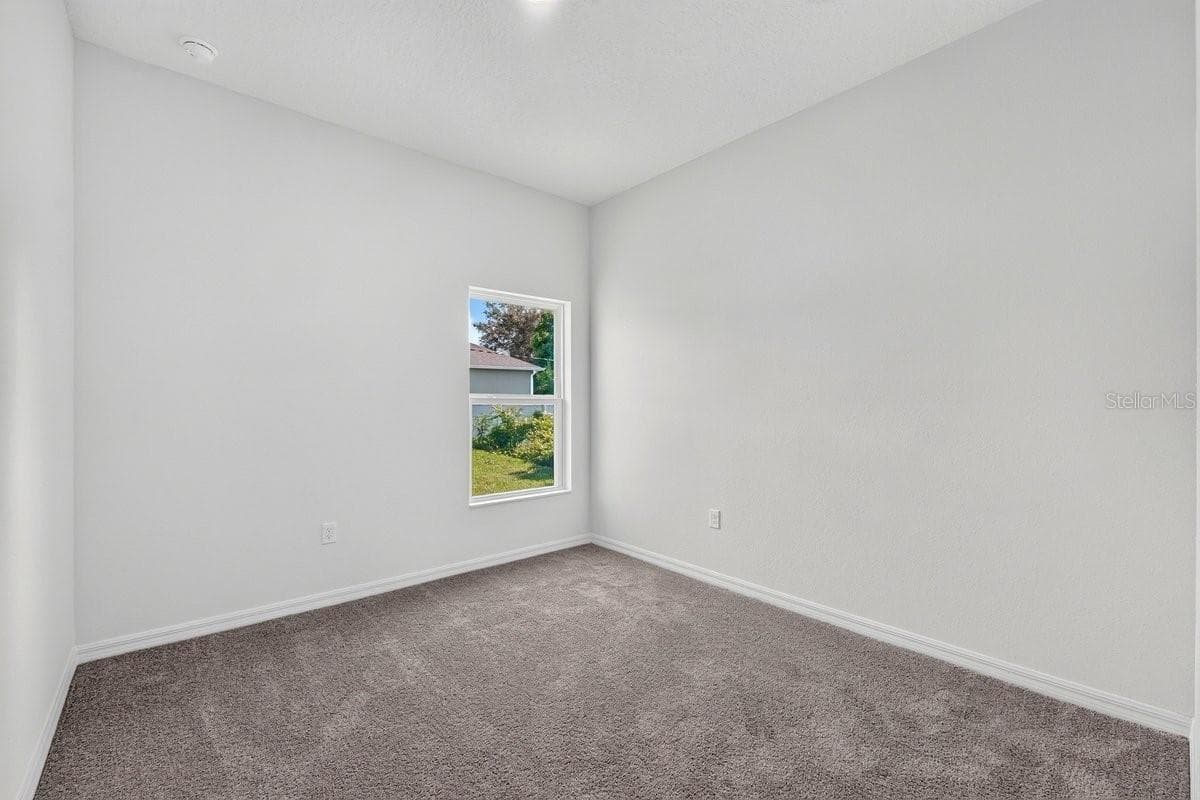 1699 WHIPPLE DRIVE — photo 12 of 37