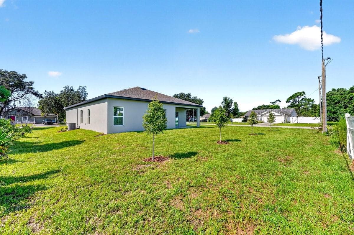 1699 WHIPPLE DRIVE — photo 4 of 37