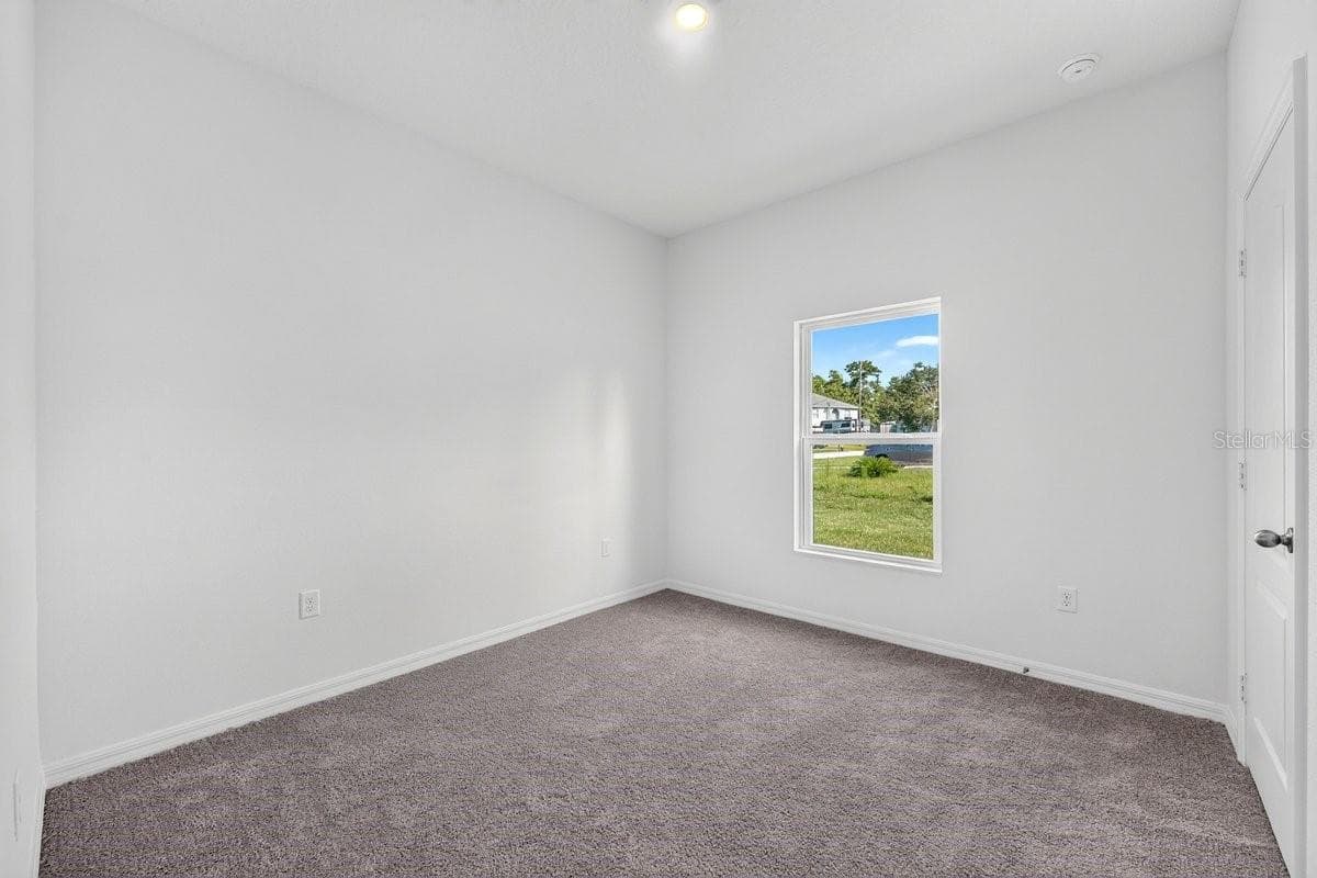 1699 WHIPPLE DRIVE — photo 9 of 37