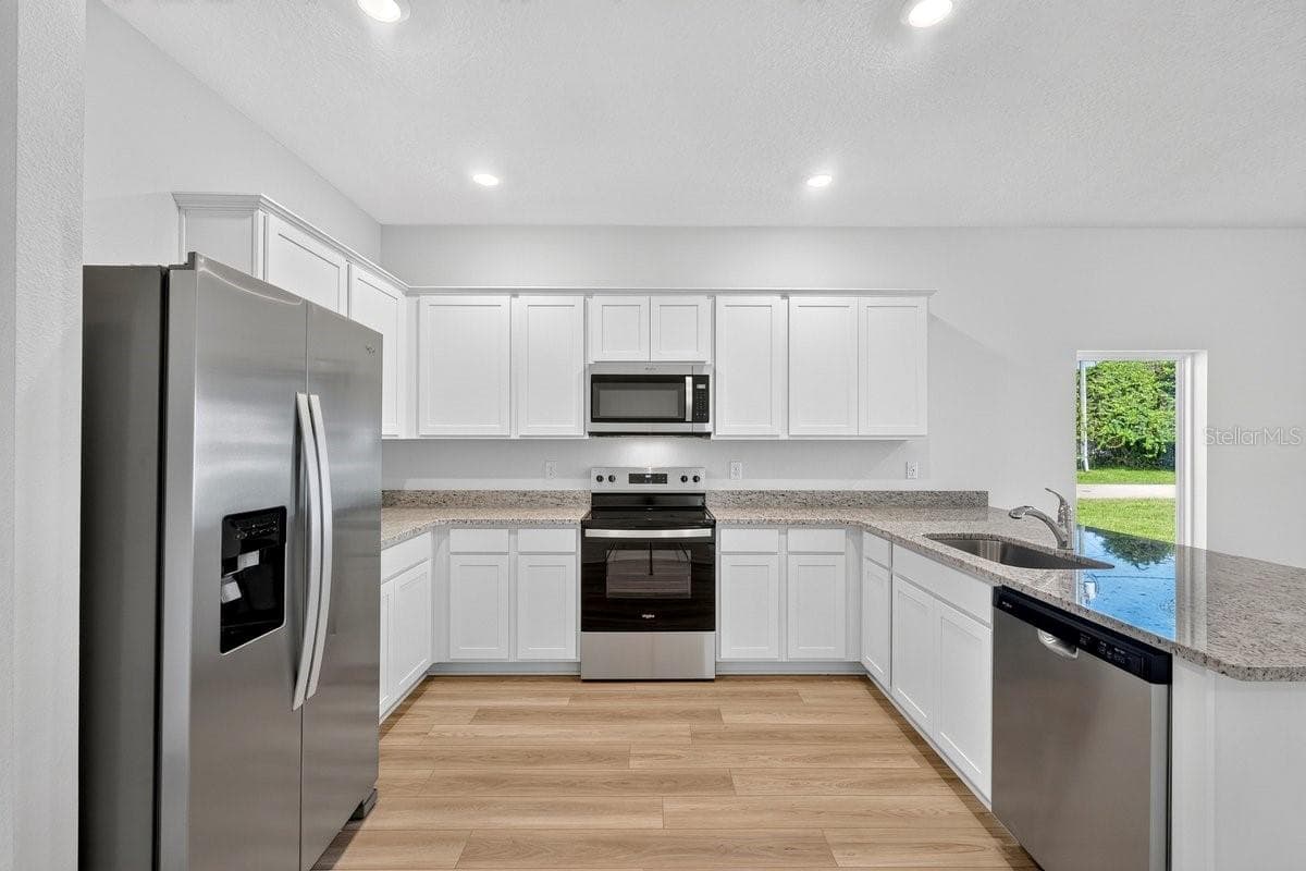 1699 WHIPPLE DRIVE — photo 24 of 37