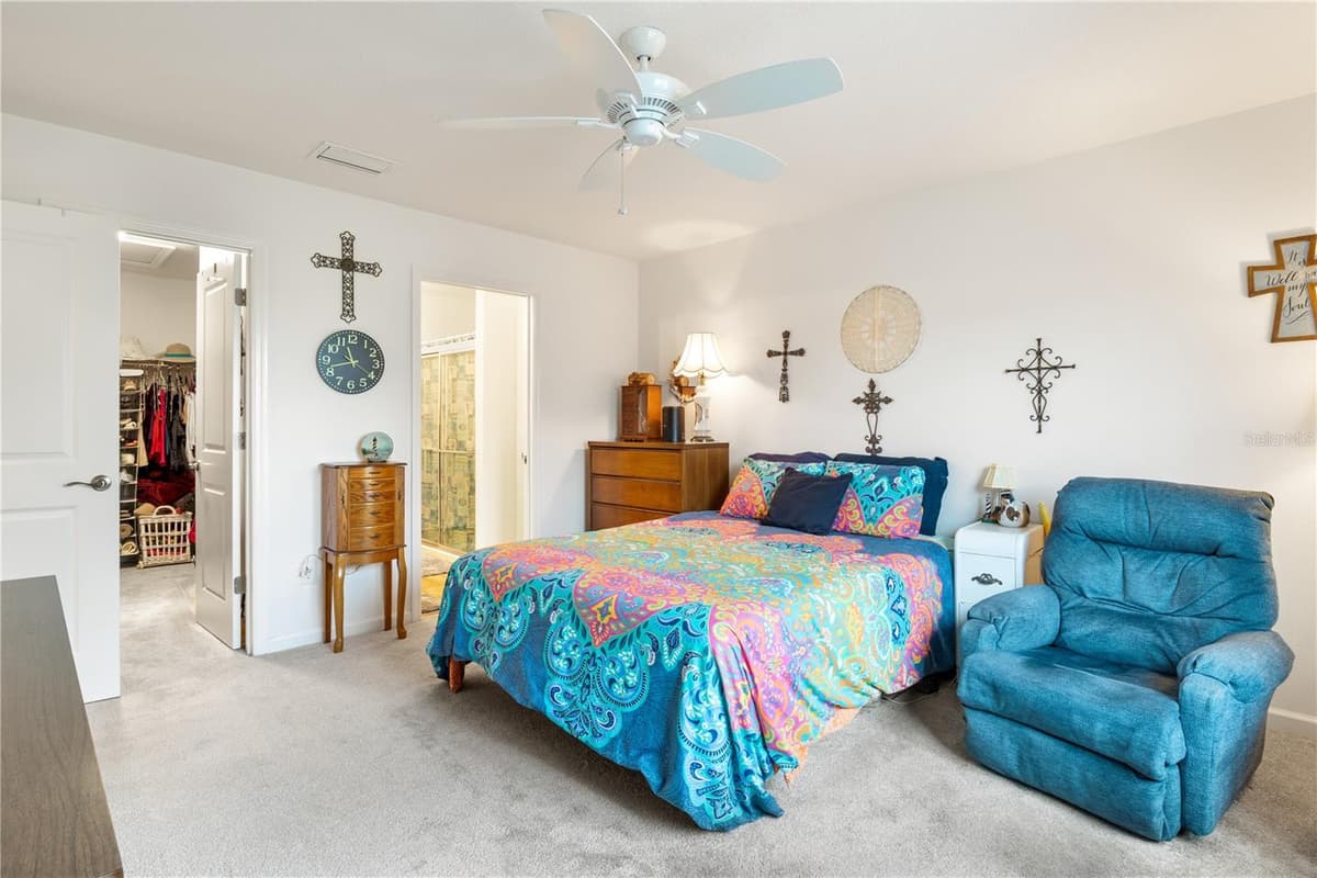 301 KLAMUT COURT — photo 16 of 38