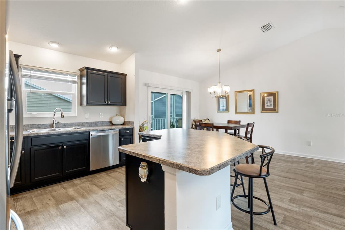 301 KLAMUT COURT — photo 14 of 38