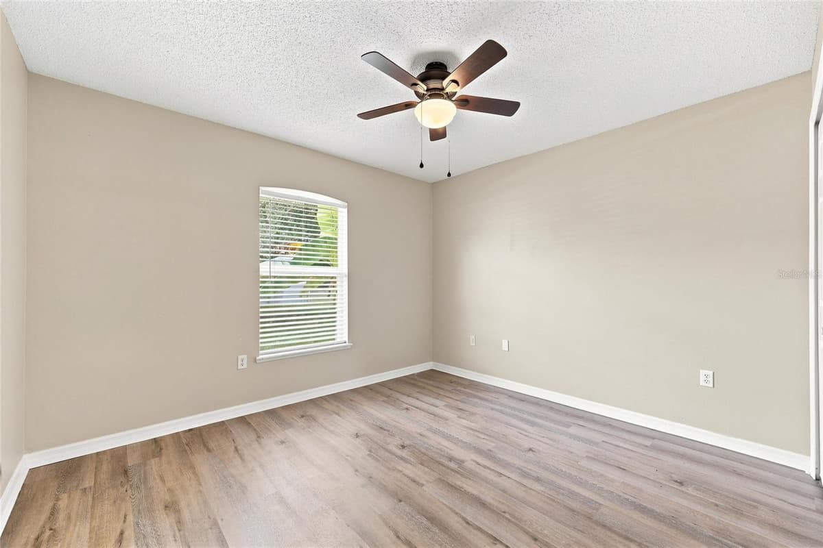 1346 DUNBARTON COURT — photo 19 of 34