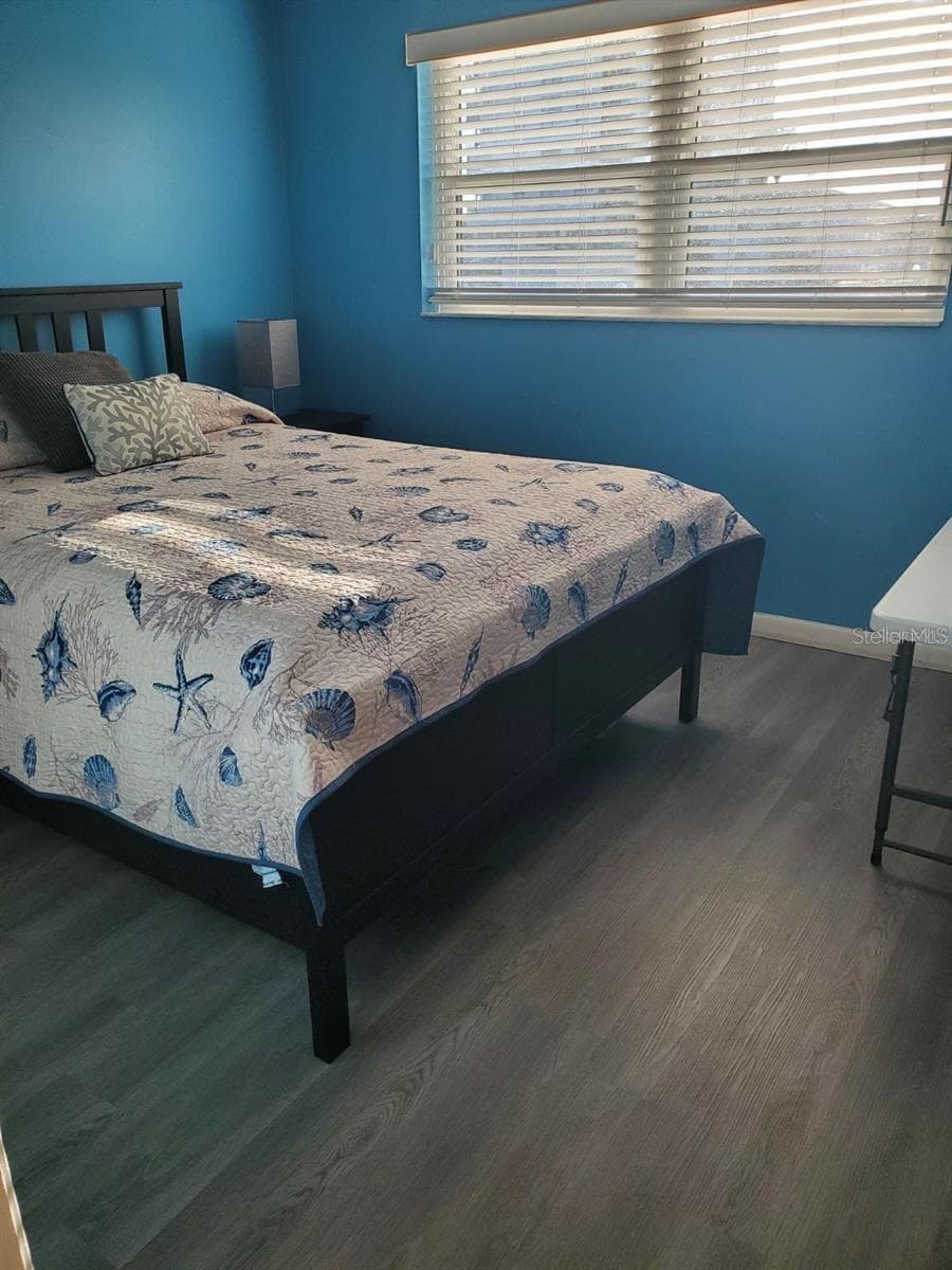 6210 SUN BOULEVARD — photo 10 of 20