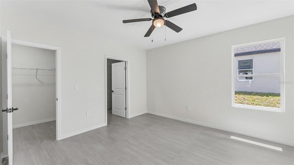 46 ASH STREET — photo 12 of 39