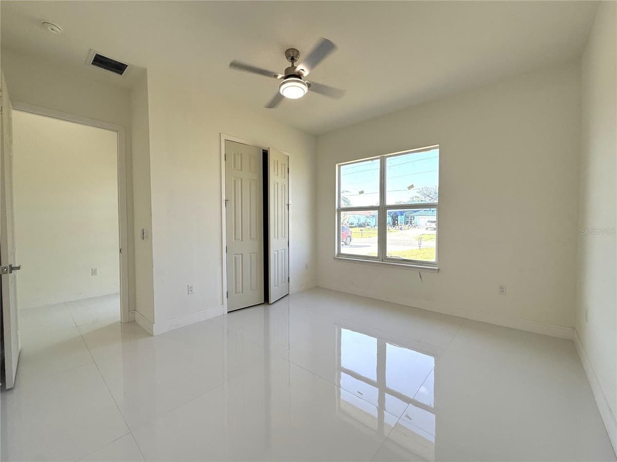 16443 HILLSBOROUGH BOULEVARD — photo 13 of 73