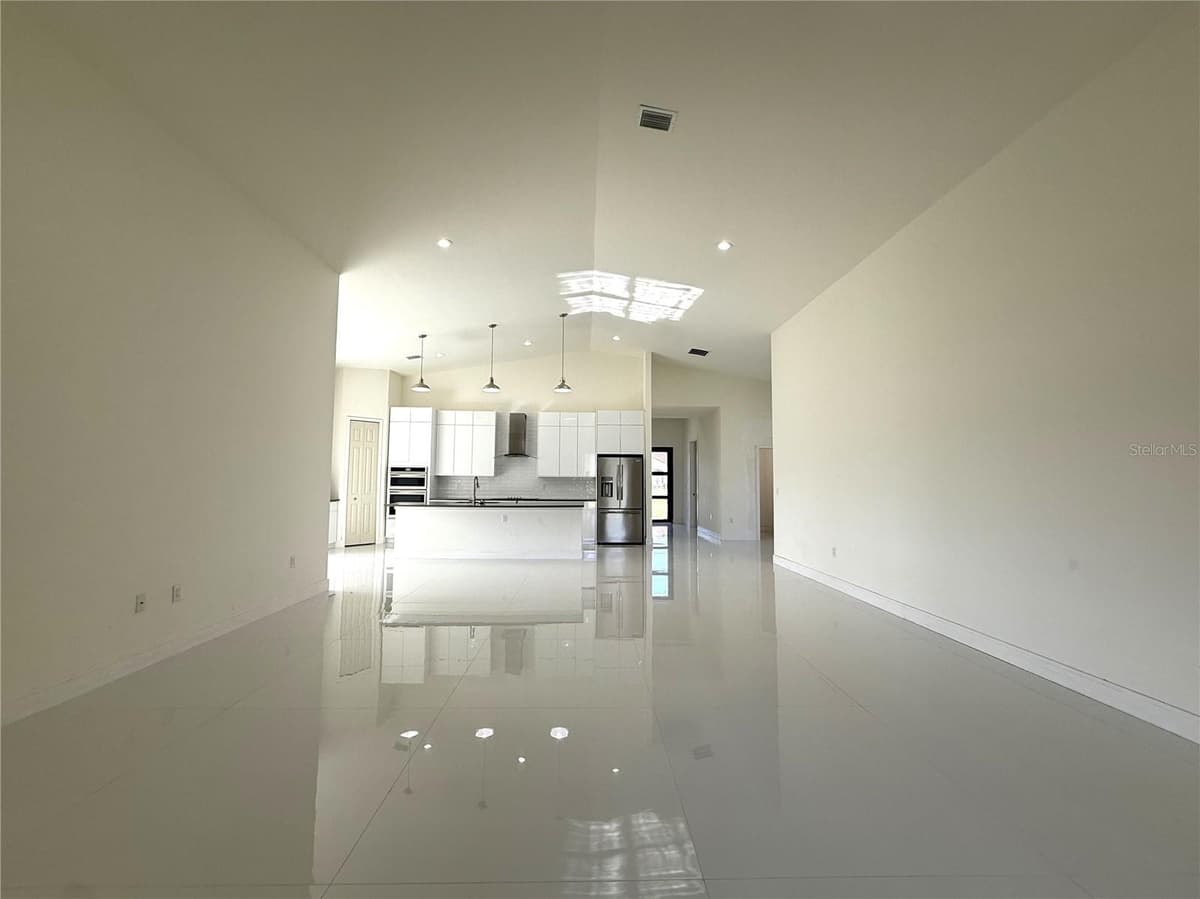 16443 HILLSBOROUGH BOULEVARD — photo 37 of 73