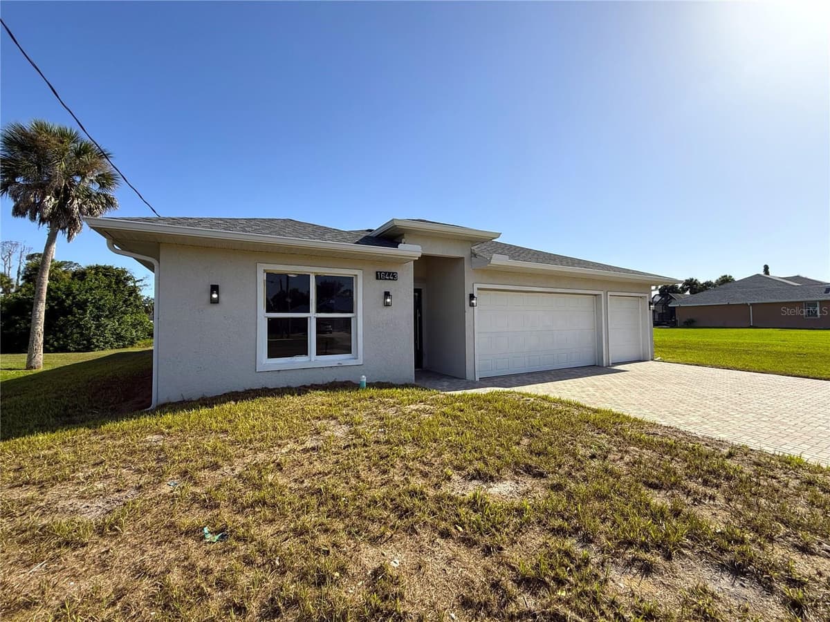 16443 HILLSBOROUGH BOULEVARD — photo 3 of 73