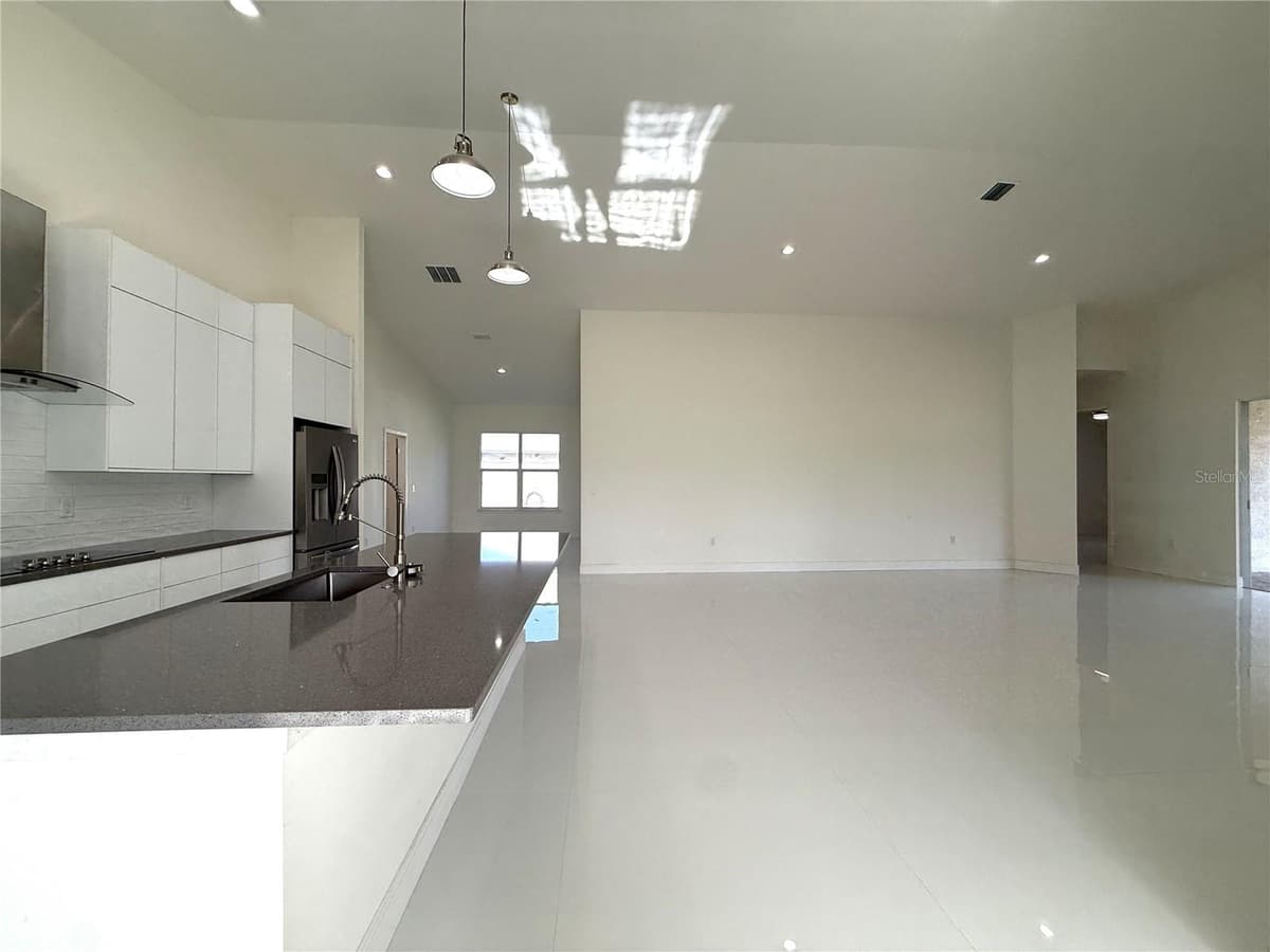 16443 HILLSBOROUGH BOULEVARD — photo 34 of 73