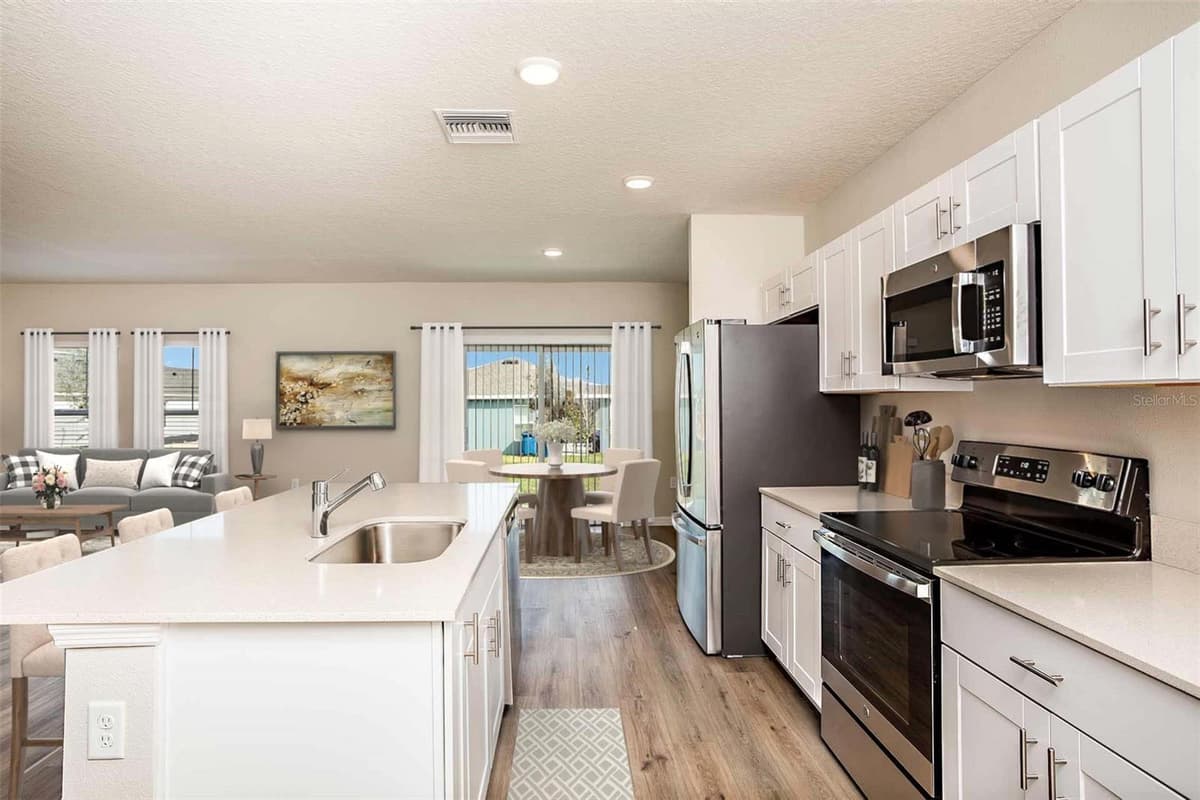 9958 SURFSIDE BAY LOOP — photo 8 of 27