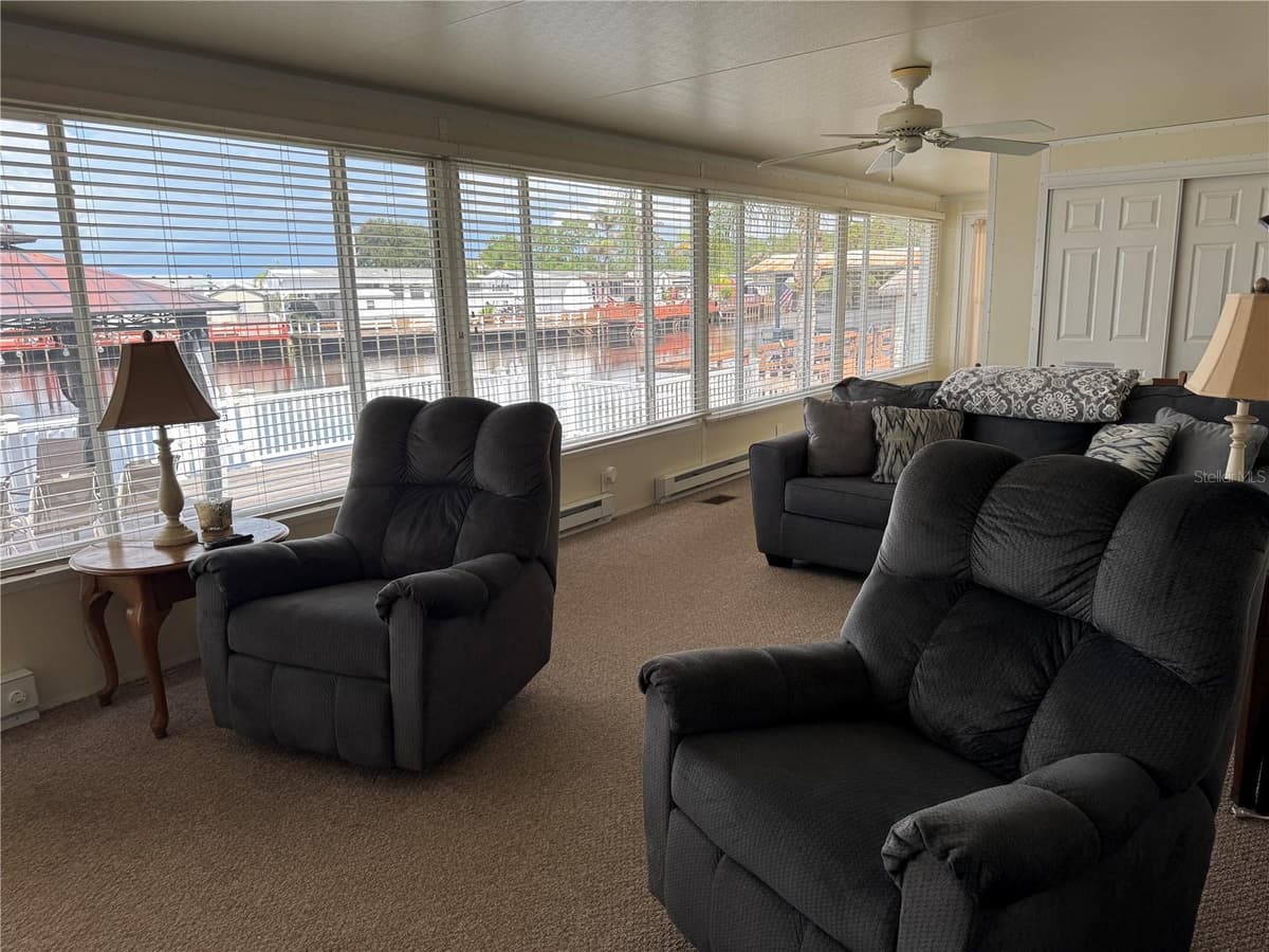1405 STARBOARD DRIVE — photo 22 of 40