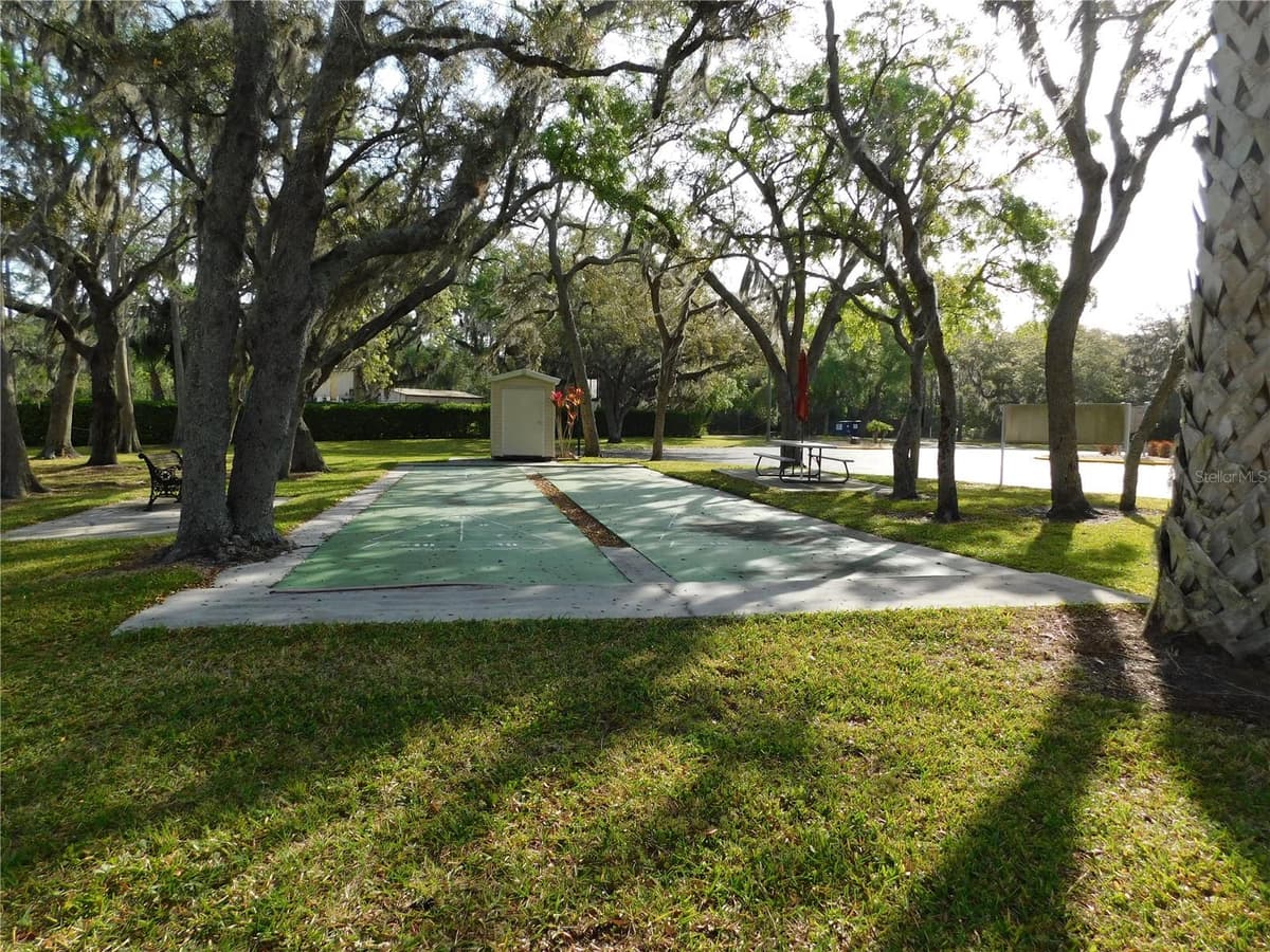 1405 STARBOARD DRIVE — photo 33 of 40
