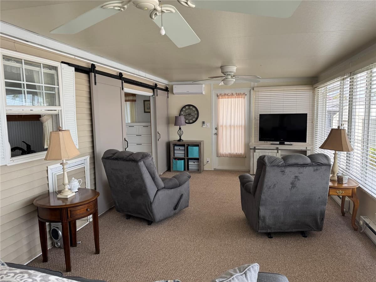 1405 STARBOARD DRIVE — photo 18 of 40