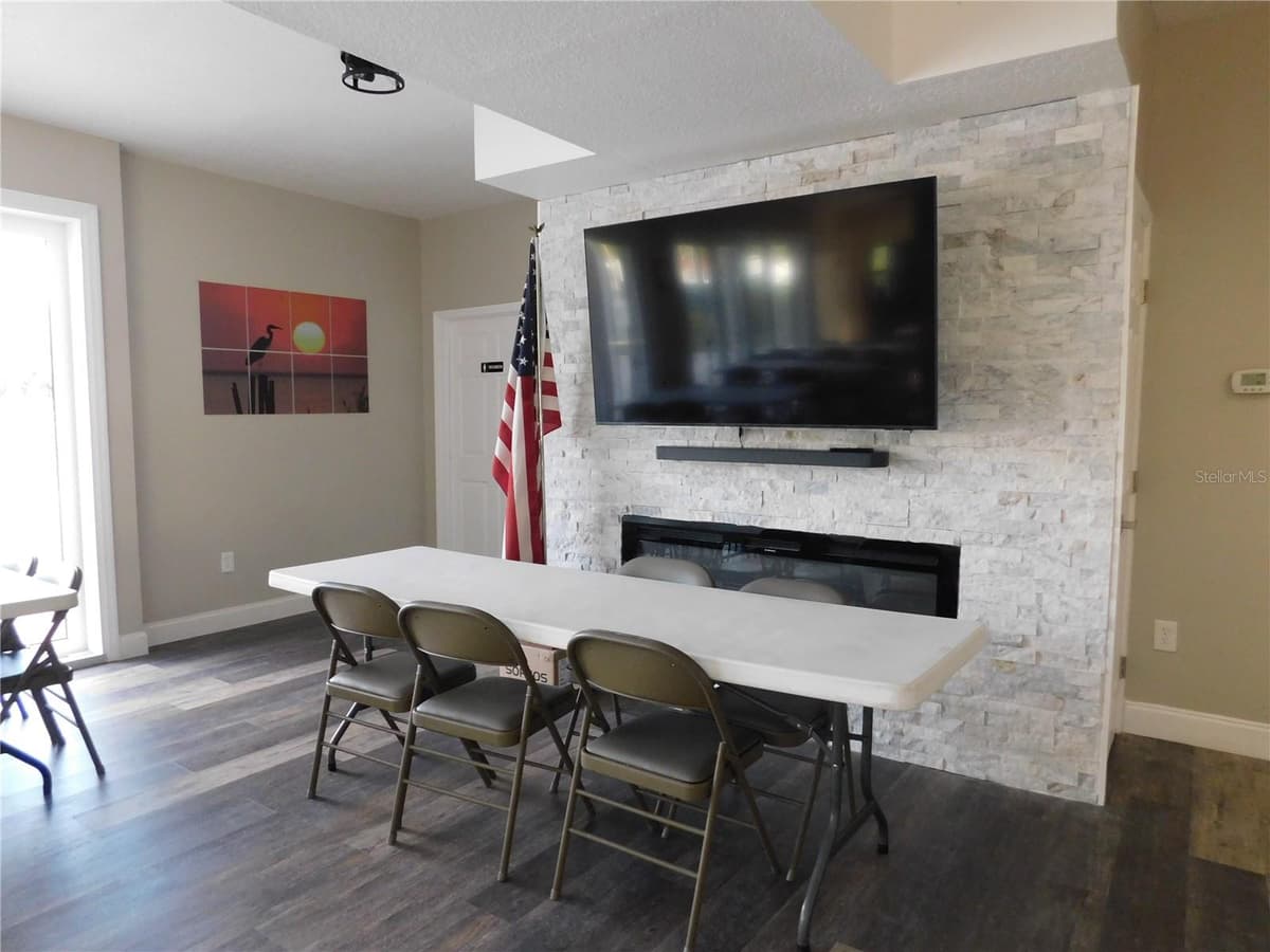 1405 STARBOARD DRIVE — photo 35 of 40
