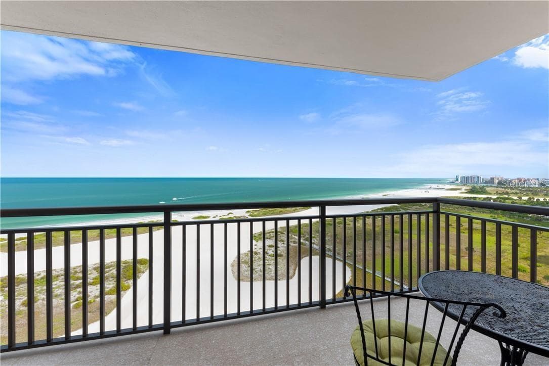 1270 GULF BOULEVARD — photo 3 of 23
