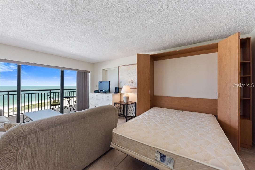 1270 GULF BOULEVARD — photo 11 of 23