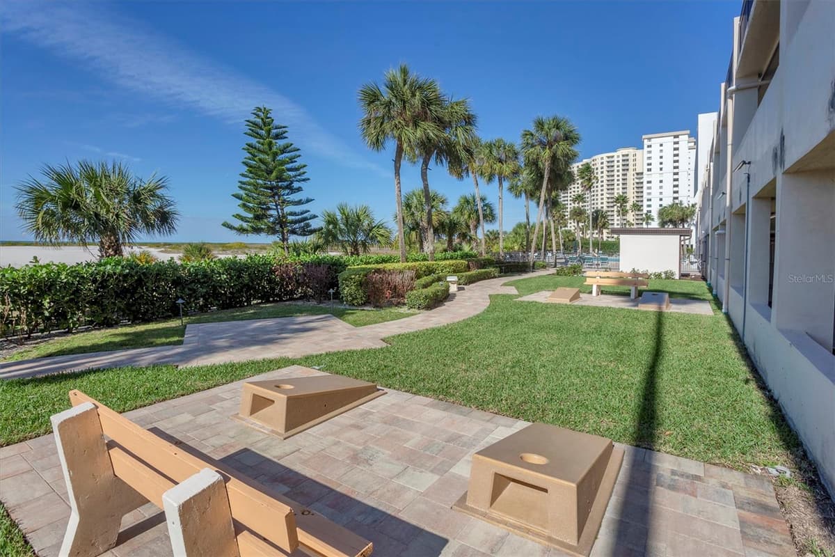 1270 GULF BOULEVARD — photo 17 of 23
