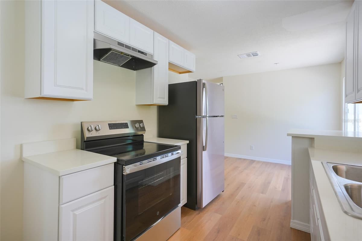 6515 3RD STREET COURT — photo 32 of 62
