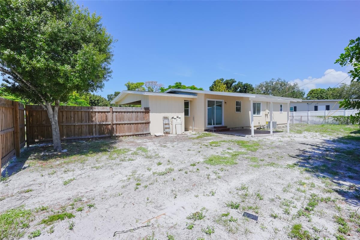 6515 3RD STREET COURT — photo 14 of 62