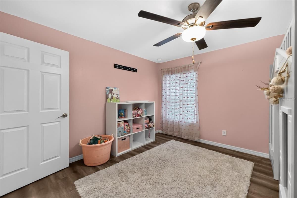 18346 SAGAMORE AVENUE — photo 38 of 68