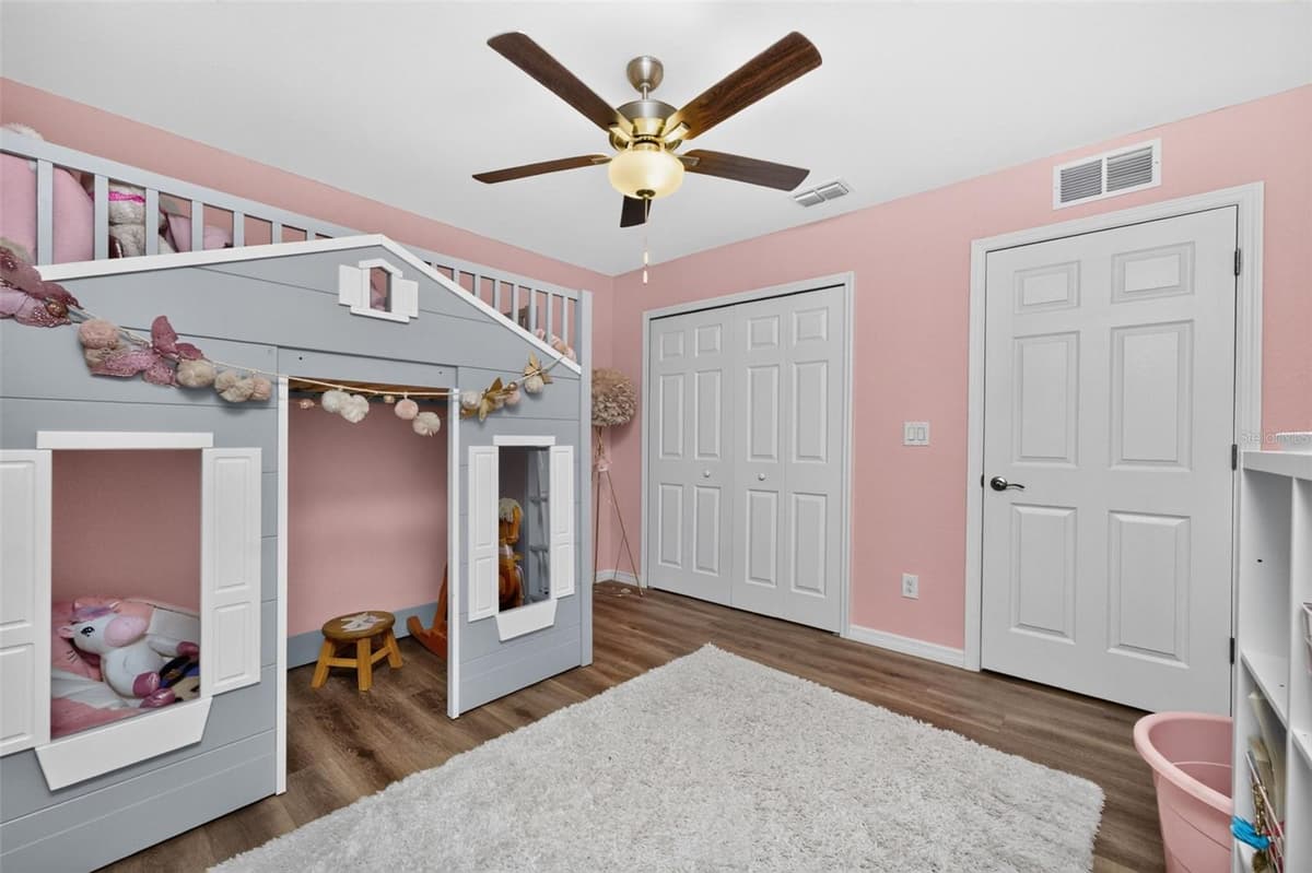 18346 SAGAMORE AVENUE — photo 40 of 68