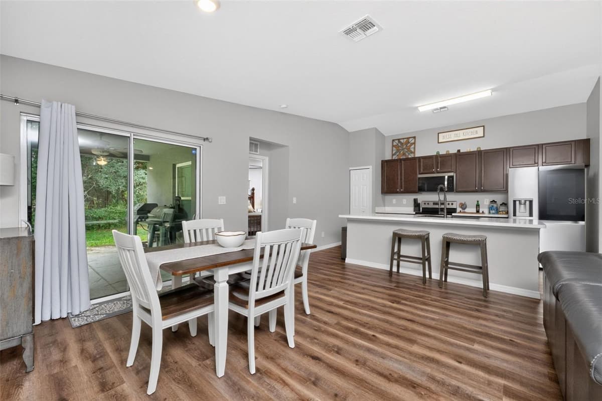 18346 SAGAMORE AVENUE — photo 53 of 68