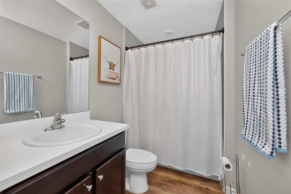 18346 SAGAMORE AVENUE — photo 41 of 68