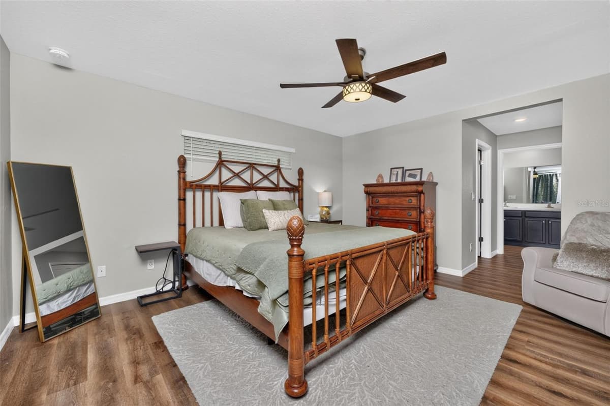18346 SAGAMORE AVENUE — photo 34 of 68