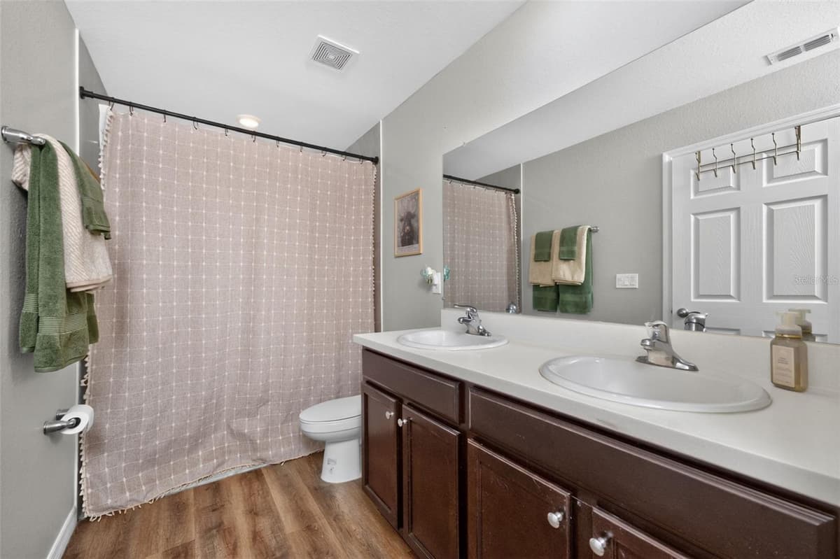 18346 SAGAMORE AVENUE — photo 33 of 68