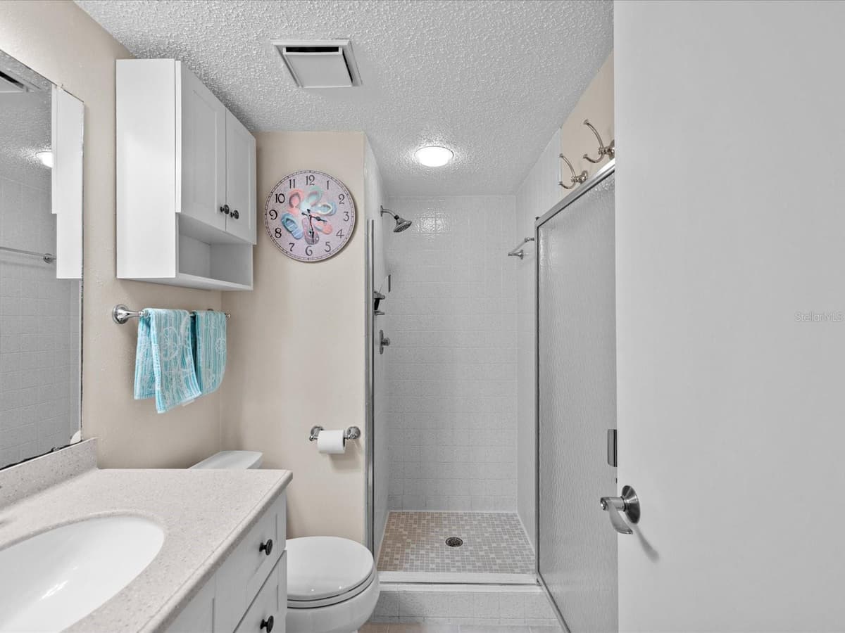 13002 WEDGEWOOD WAY — photo 19 of 59