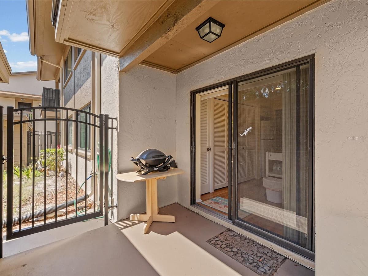 13002 WEDGEWOOD WAY — photo 12 of 59